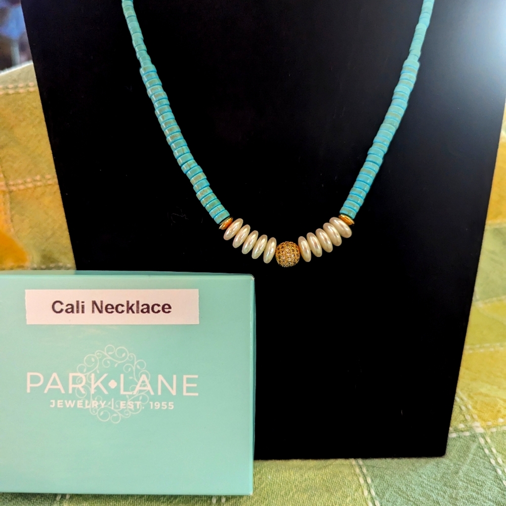 Cali Necklace